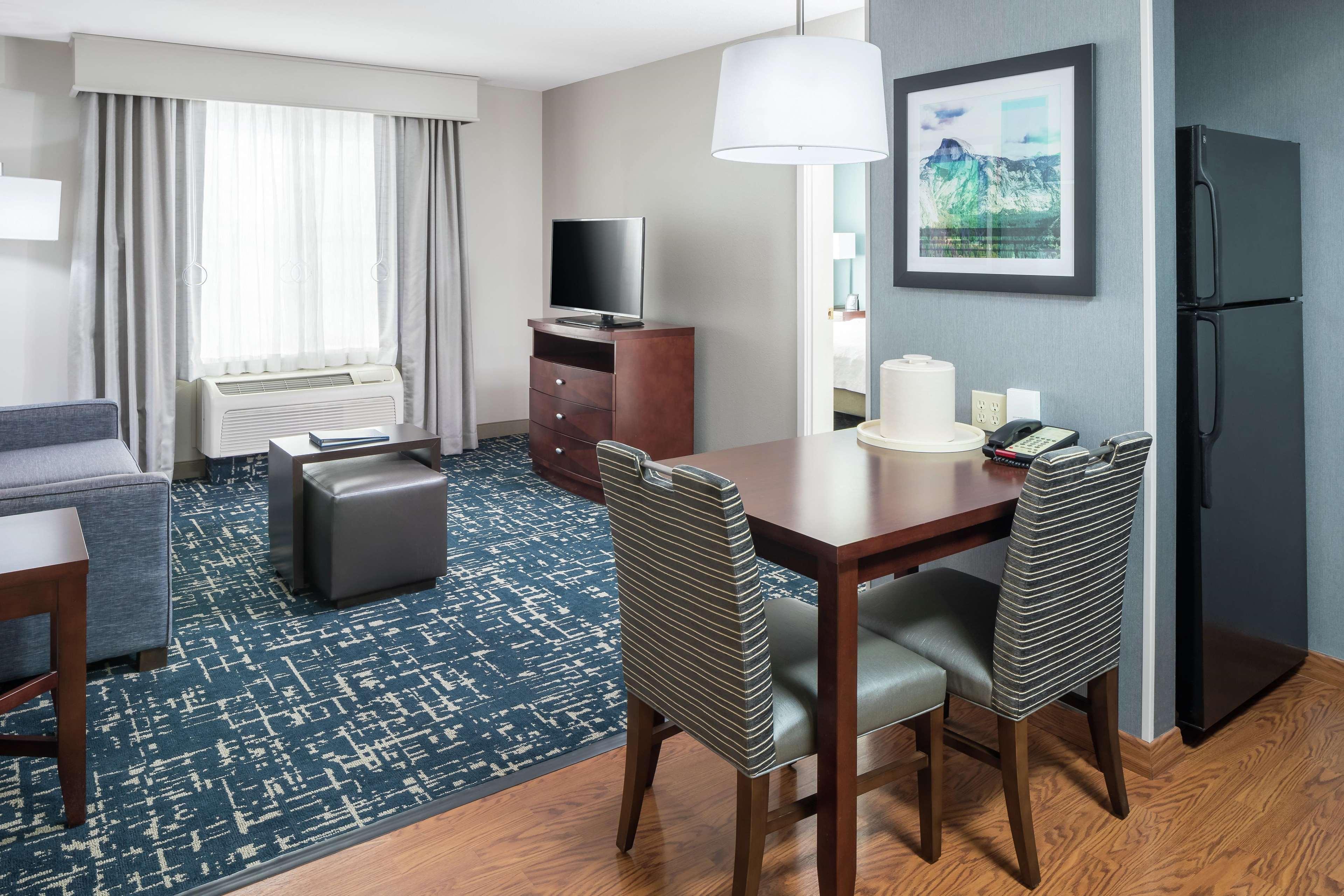 Homewood Suites By Hilton Fresno Airport/Clovis Εξωτερικό φωτογραφία