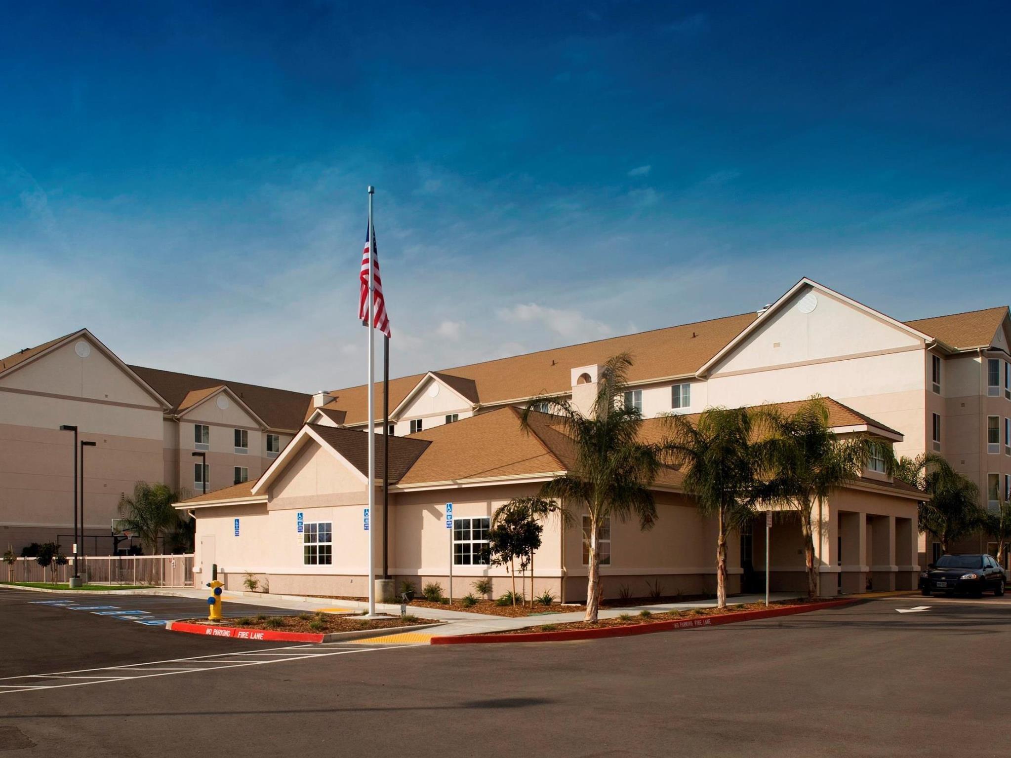 Homewood Suites By Hilton Fresno Airport/Clovis Εξωτερικό φωτογραφία