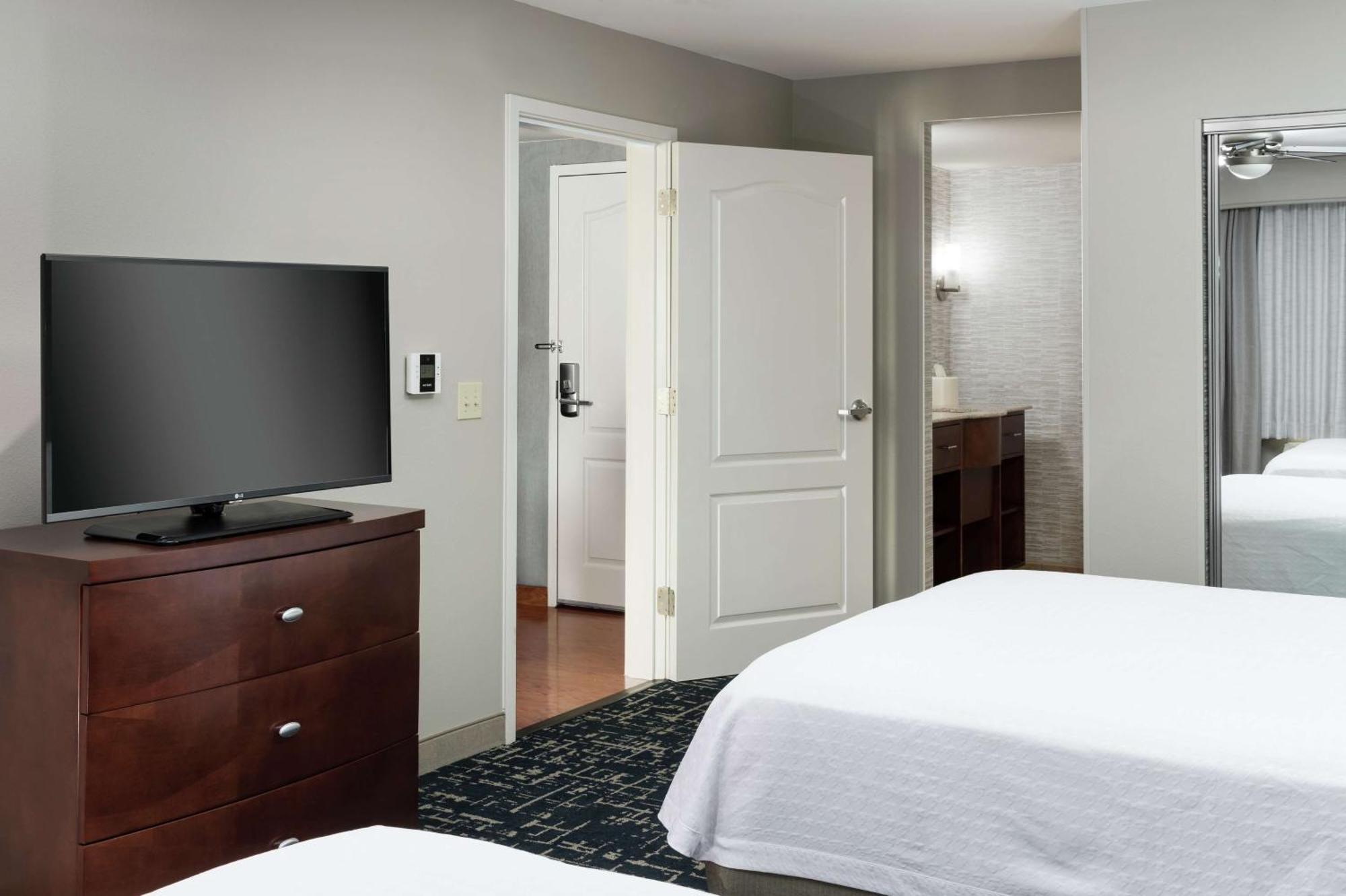 Homewood Suites By Hilton Fresno Airport/Clovis Εξωτερικό φωτογραφία