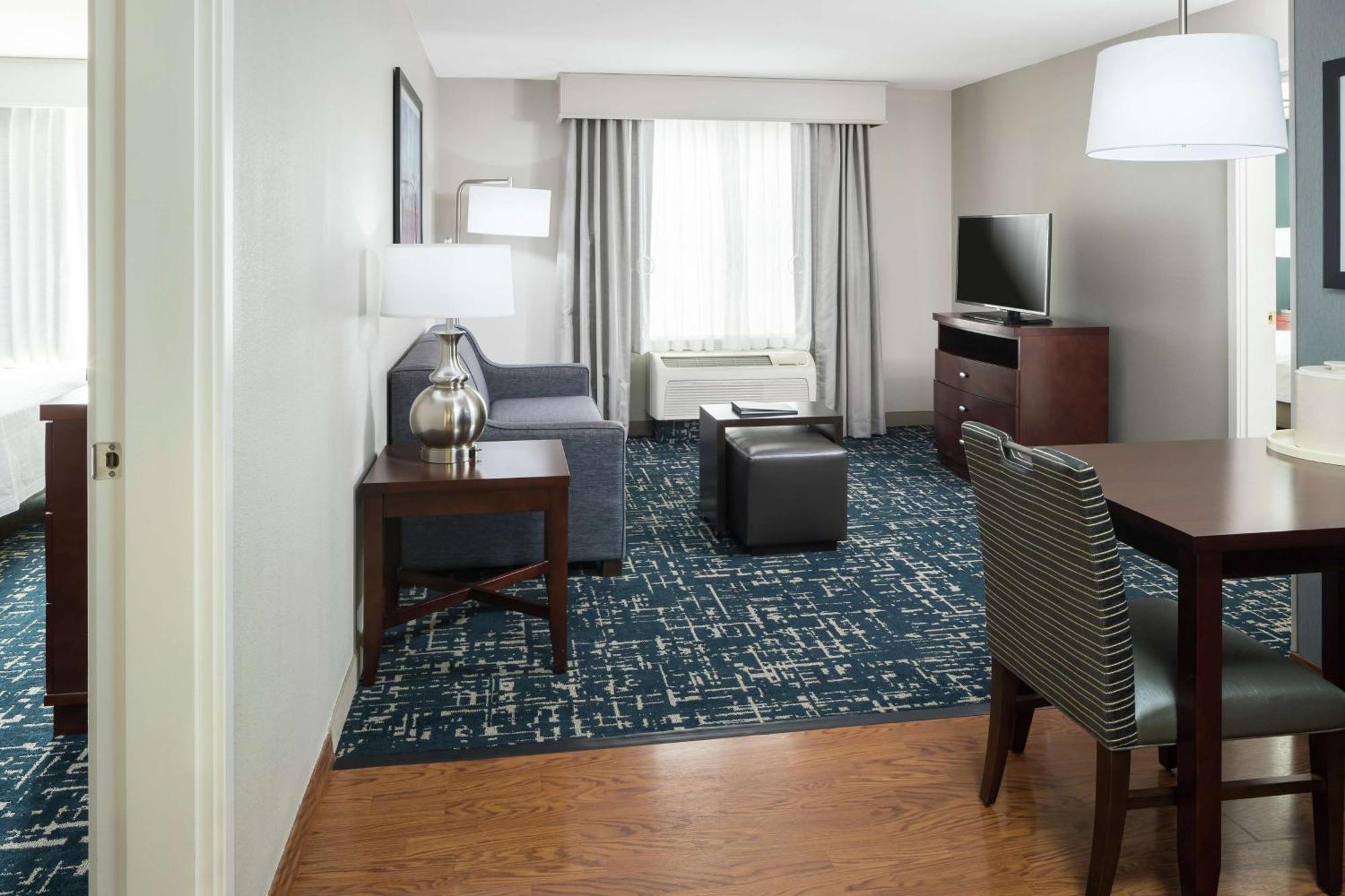 Homewood Suites By Hilton Fresno Airport/Clovis Εξωτερικό φωτογραφία