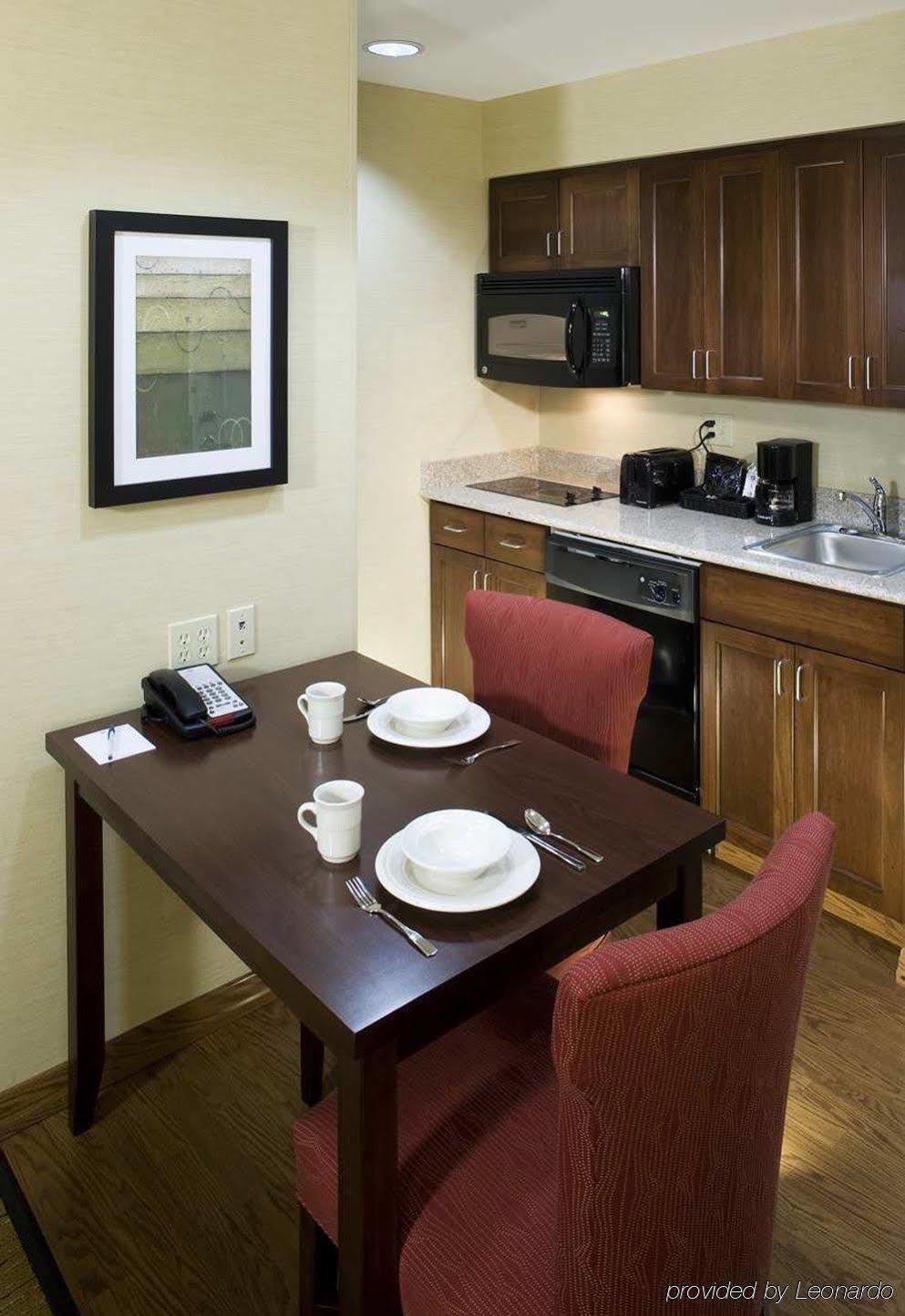 Homewood Suites By Hilton Fresno Airport/Clovis Εξωτερικό φωτογραφία